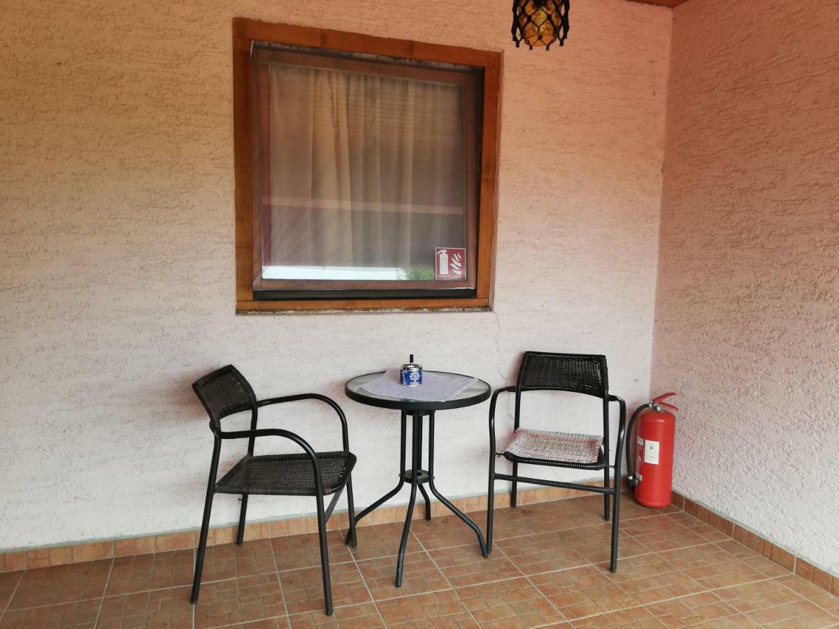 T.S.G. Simanovic Hotel Klinca Sela Buitenkant foto
