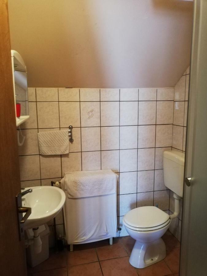 T.S.G. Simanovic Hotel Klinca Sela Buitenkant foto